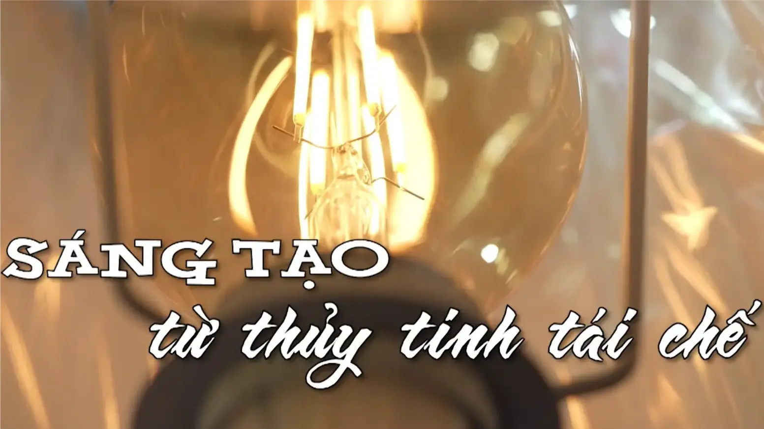 Sáng tạo từ thủy tinh tái chế | Nhịp sống Hà Nội | 21/11/2025